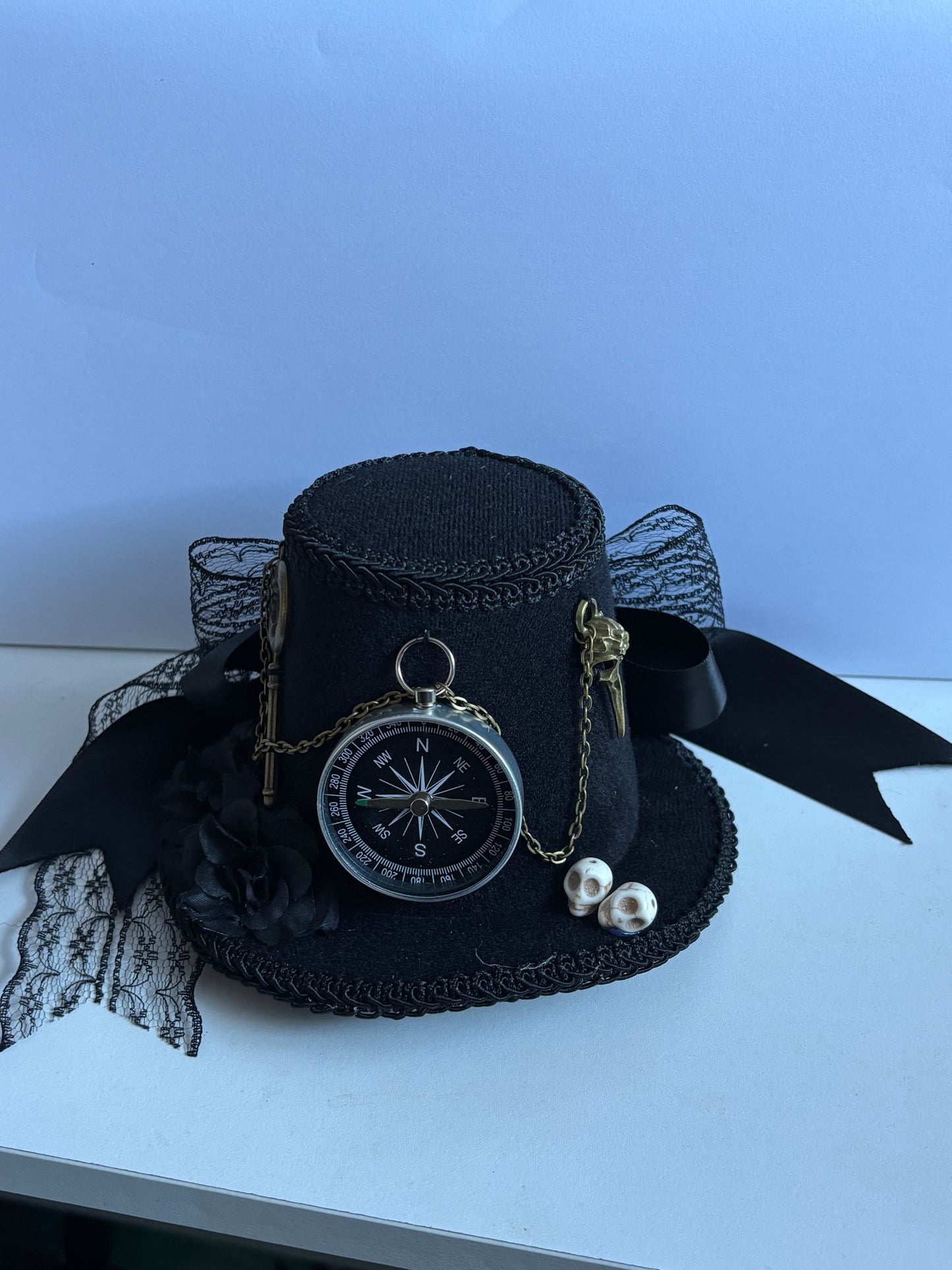 Steampunk Top Hat with Mechanical Gears, Compass Decoration