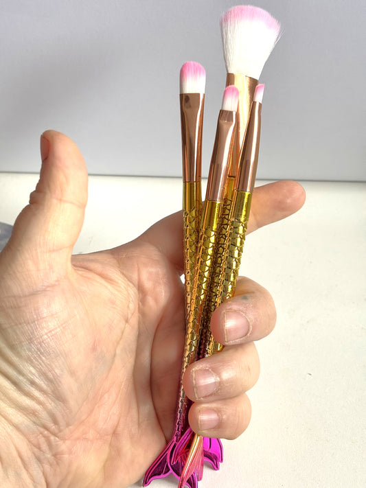 4 pcs Mermaid Design Soft Brush Set