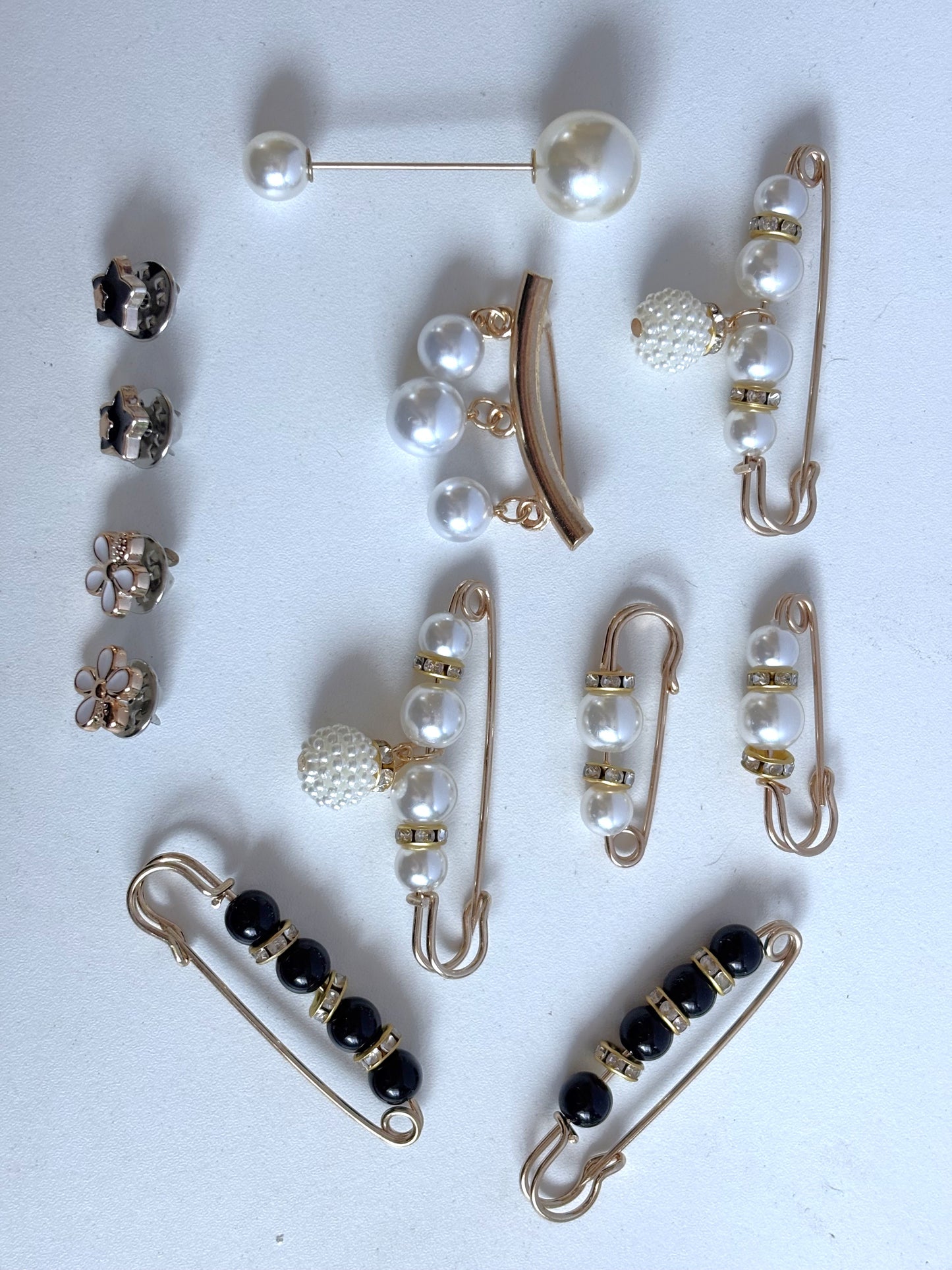 12pcs Elegant Brooch Pins Set- Plastic&amp; Acrylic
